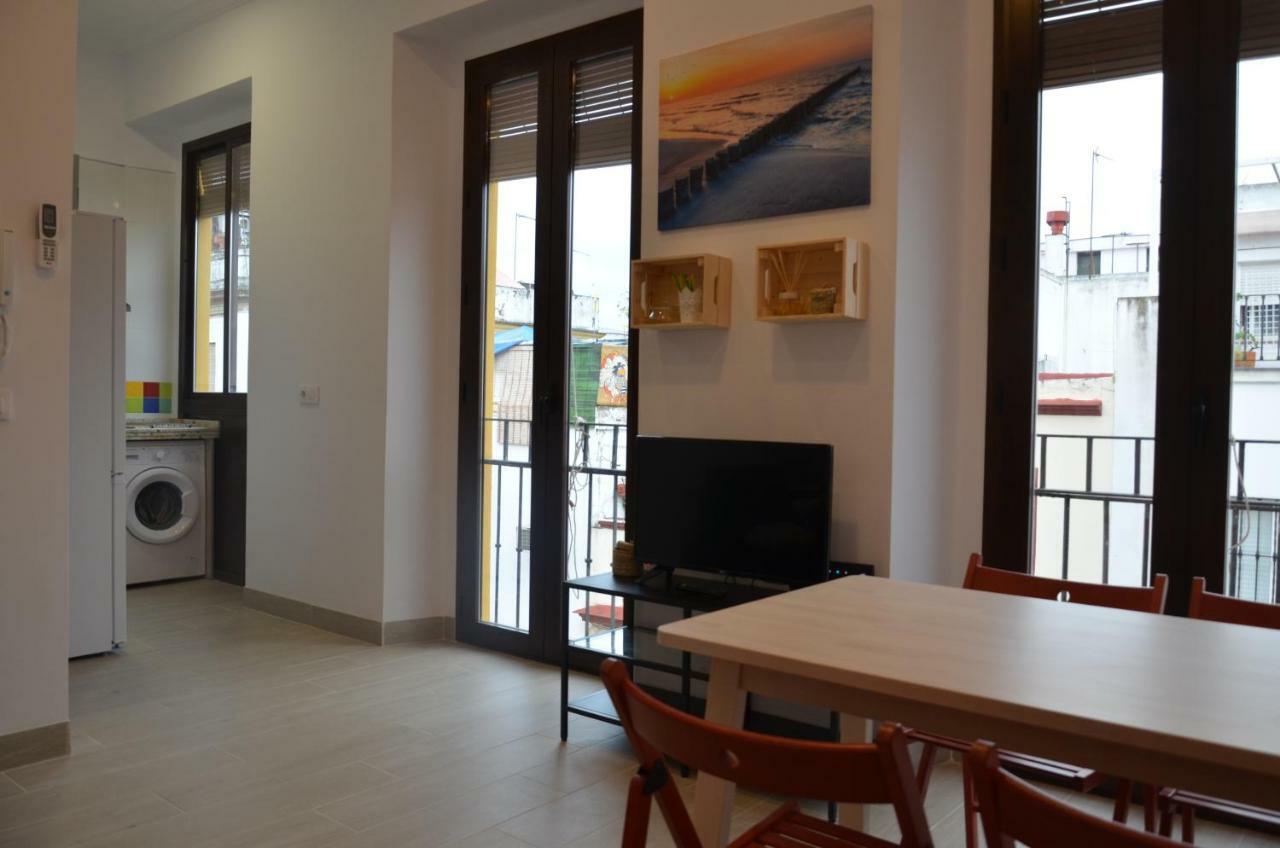 Apartamento Faustino Alvarez Sevilla Eksteriør billede