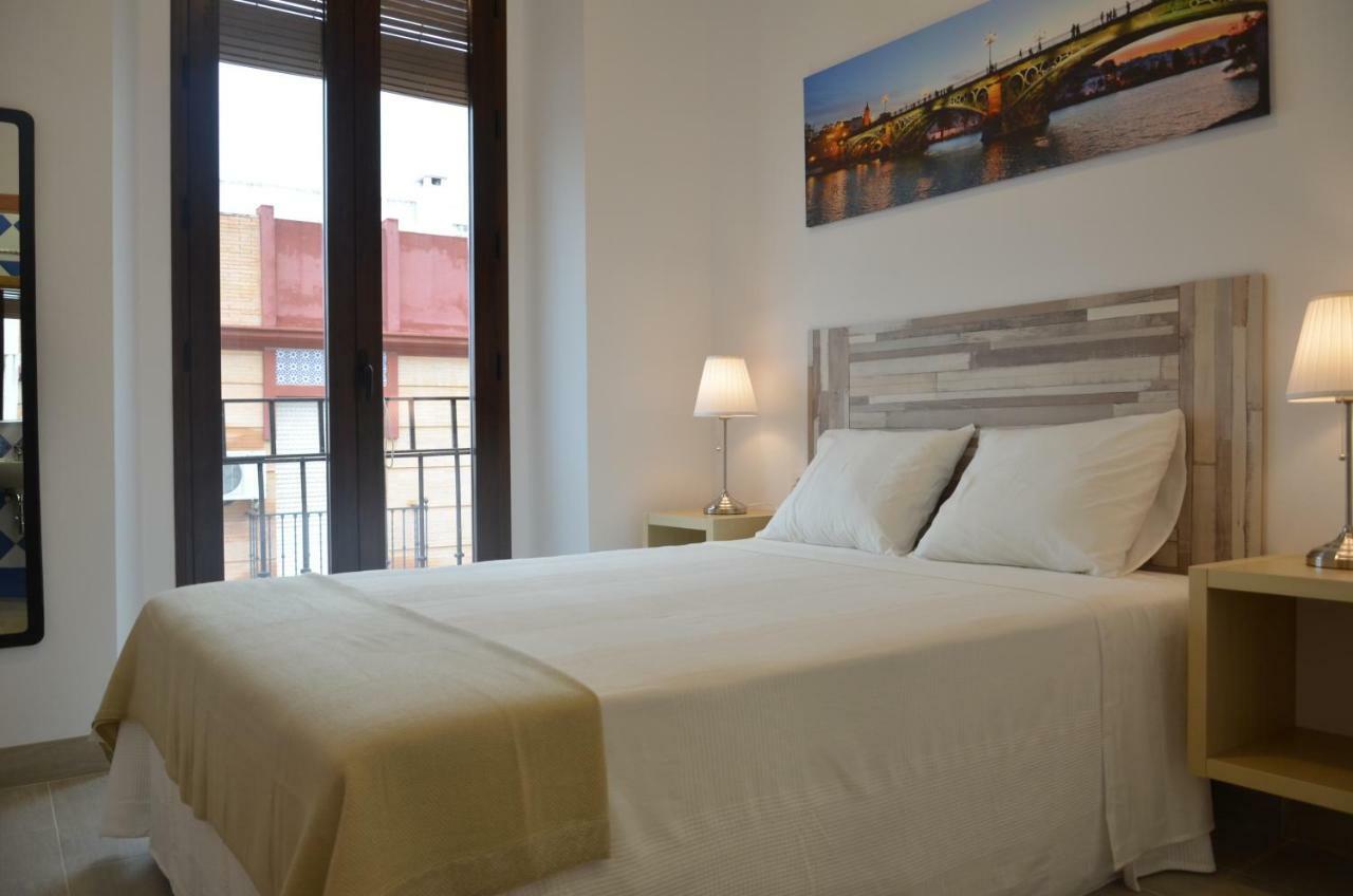 Apartamento Faustino Alvarez Sevilla Eksteriør billede